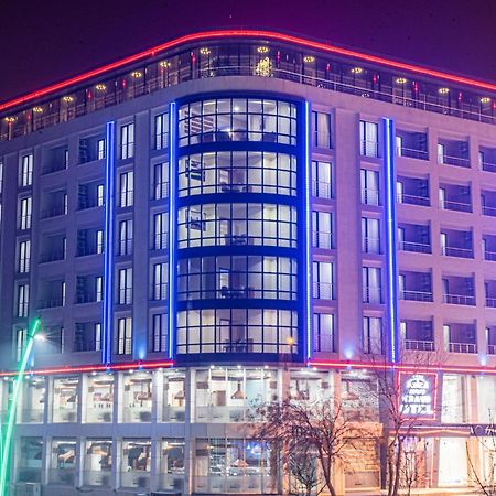 Mus Grand Hotel エクステリア 写真