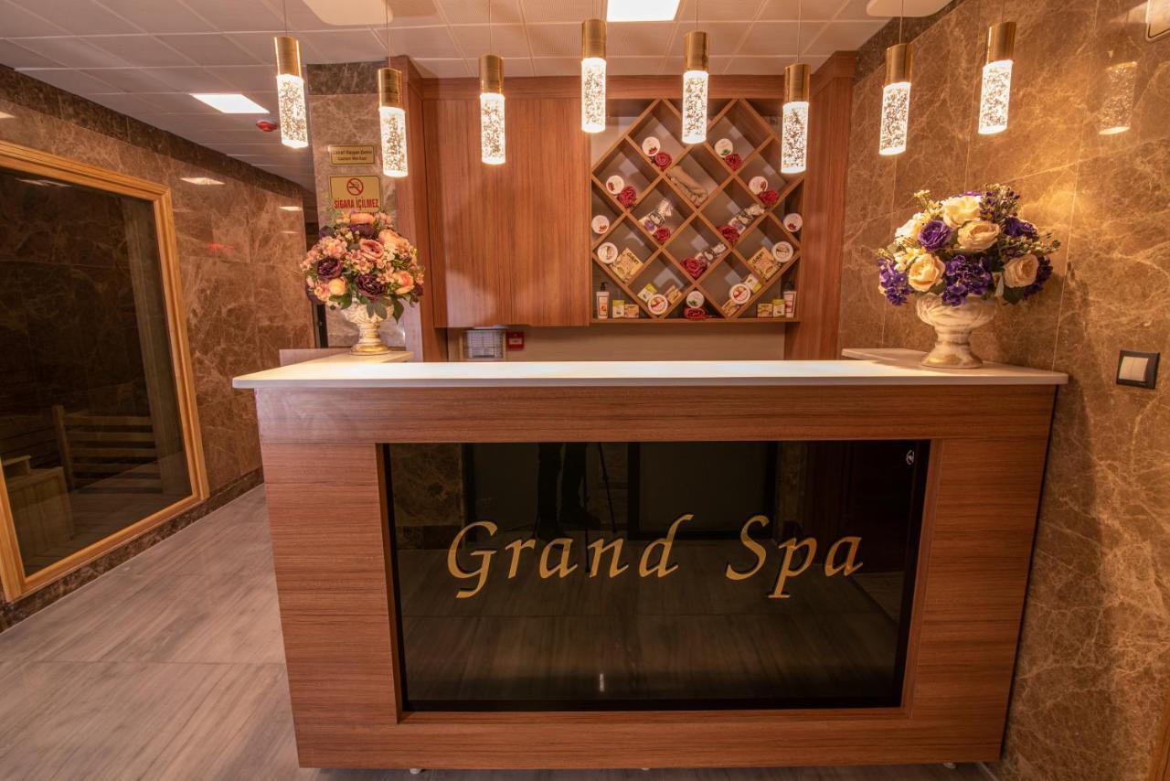 Mus Grand Hotel エクステリア 写真